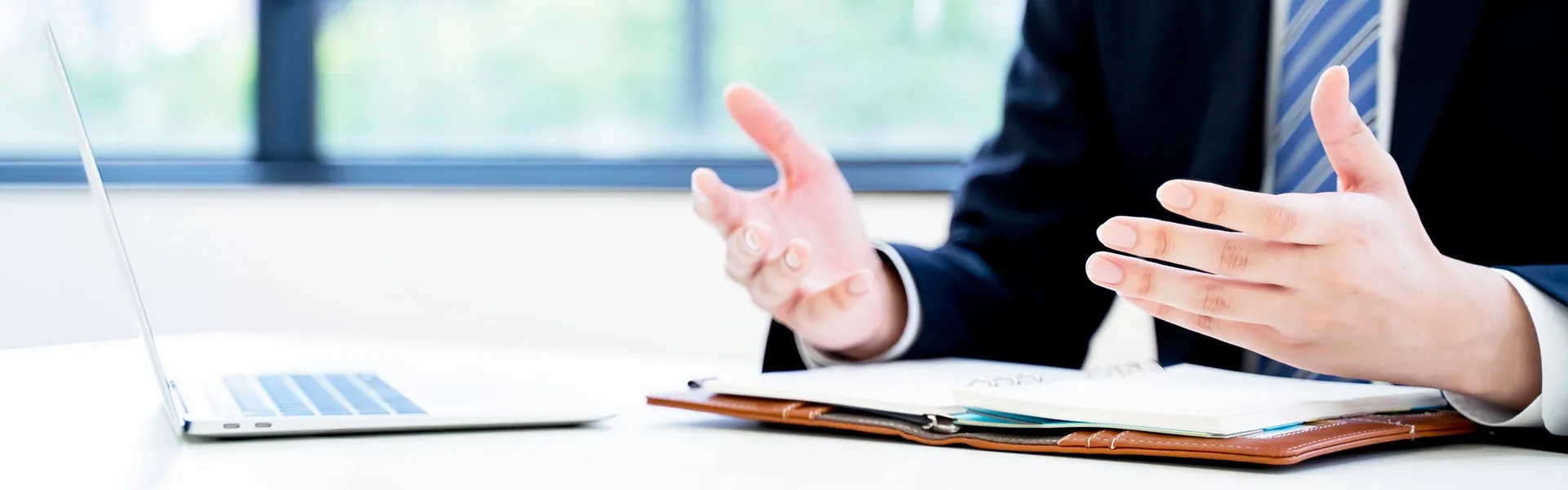 2026年の行政書士法改正によって自動車業界が受ける影響について